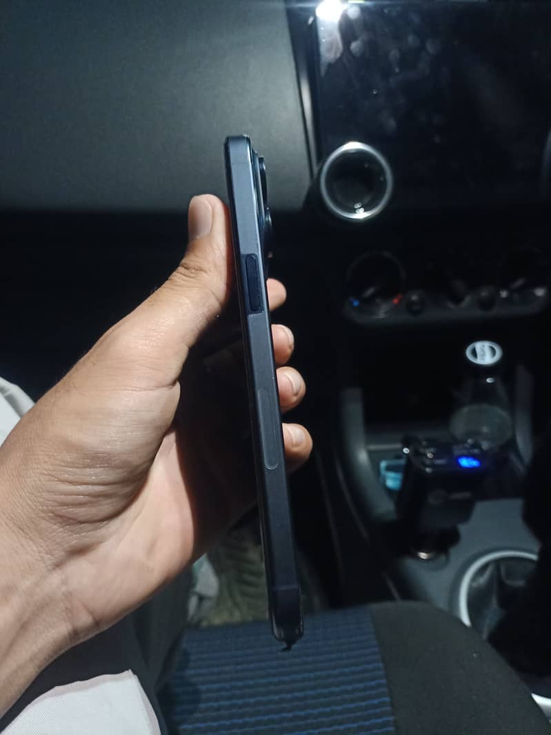 Iphone 15 pro max jv 0
