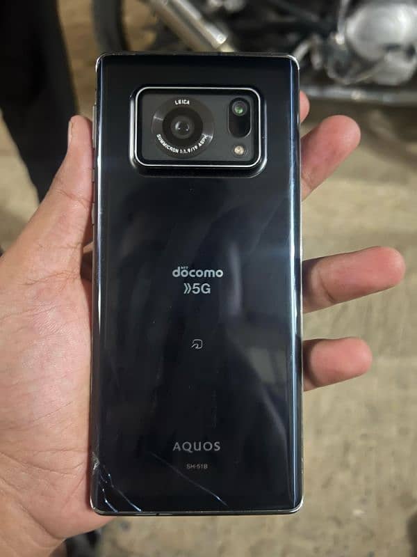 Aquos r6 0