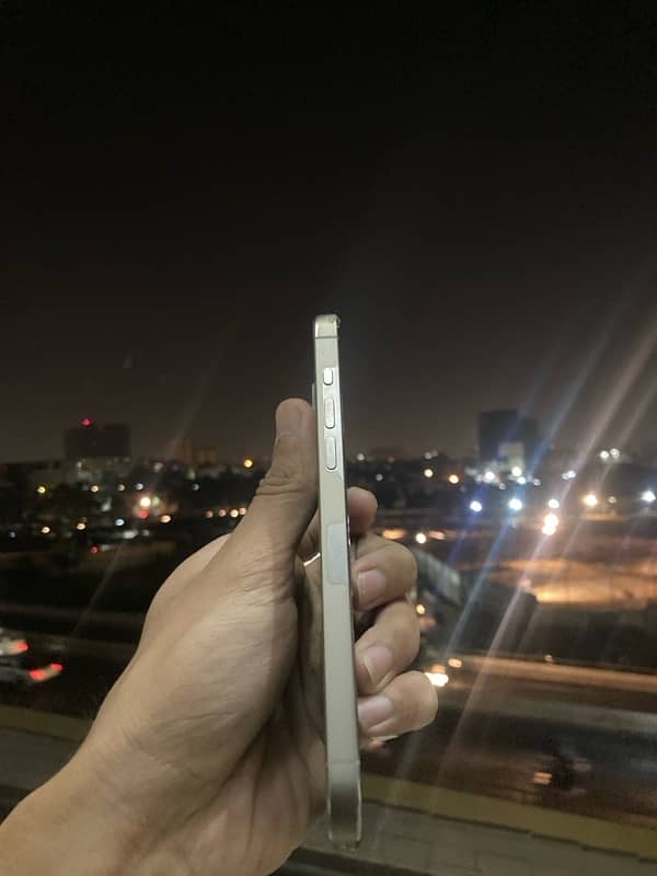 iPhone 15 Pro Max 256gb Factory Unlock 2
