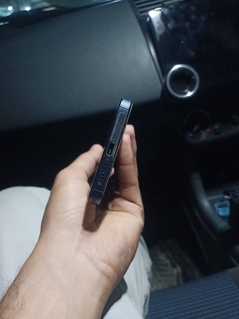 Iphone 15 pro max jv 3