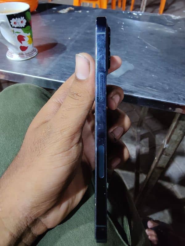 iphone 12promax 128gb 4