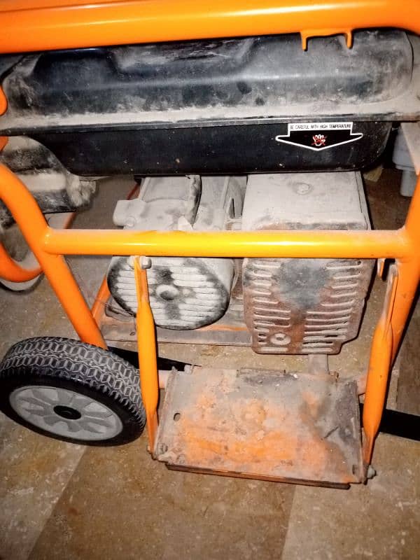 Lifan 2.5 kw generator for urgent sale 5