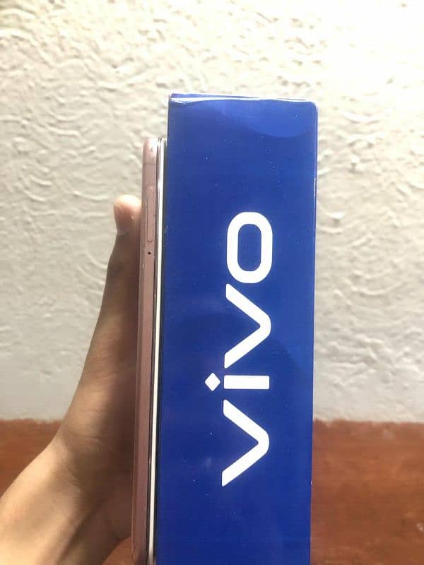 vivo Y67 for urgent sale 3