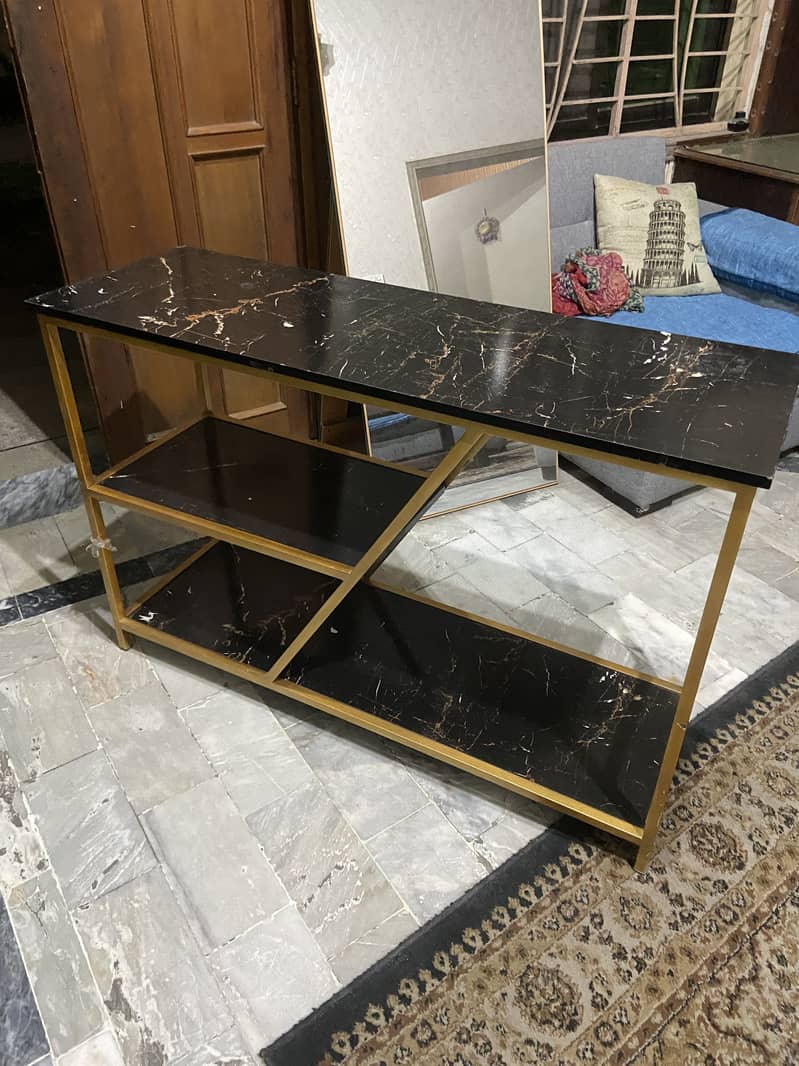 gold and black detailed three tier table 0