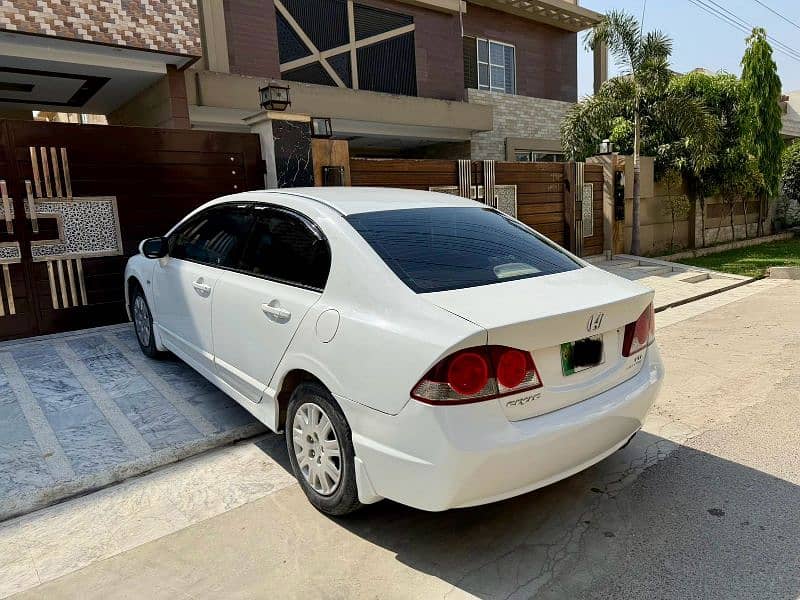Honda Civic VTi 2011 3