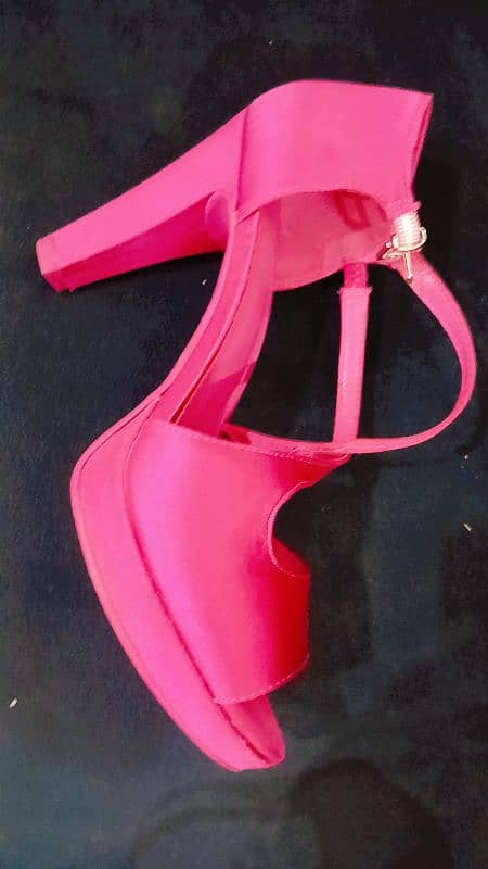 Imported heels 0