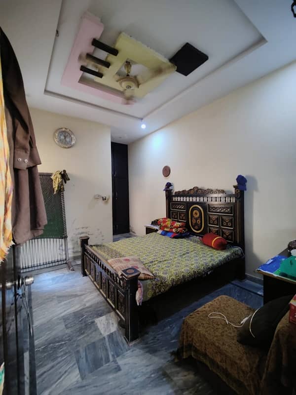 3.5 marla double story house for sale in Ma Jinnah road madni street near hascol petrol pump 4