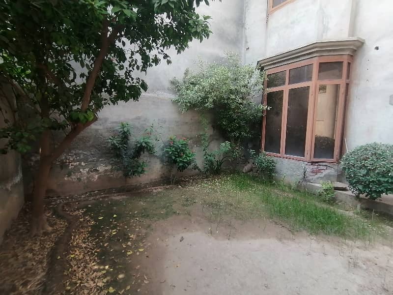 House Of 15 Marla Available In Shalimar Colony 7