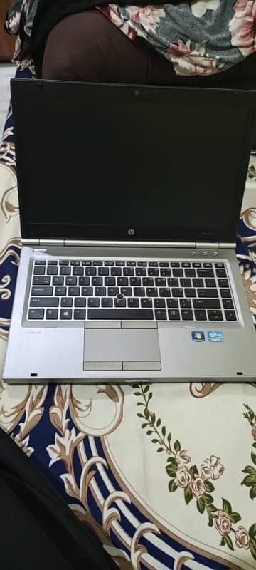 hp elite book 8470p 1