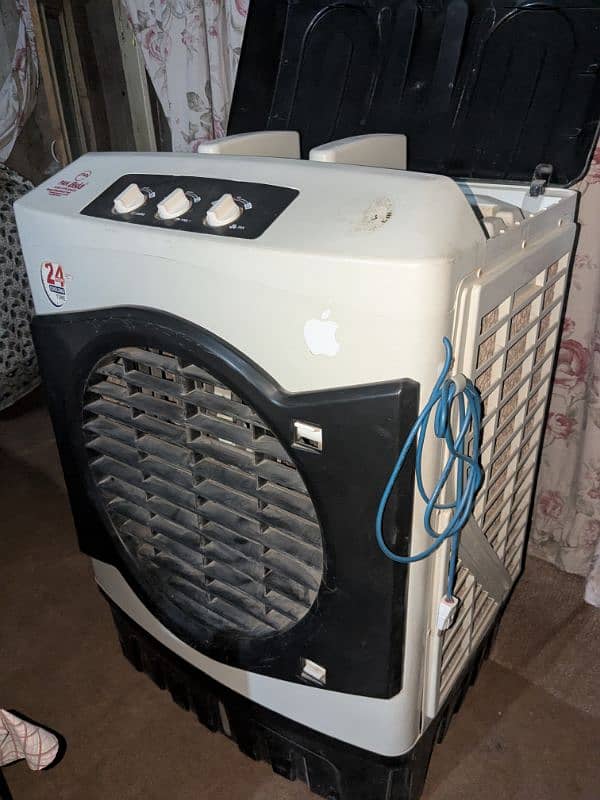 Pak Asia cooler ice box full cool and chil 3