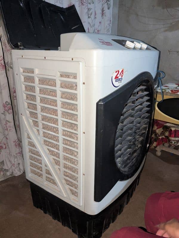Pak Asia cooler ice box full cool and chil 4