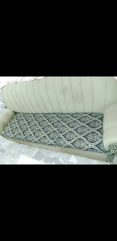 3 piece sofa 0