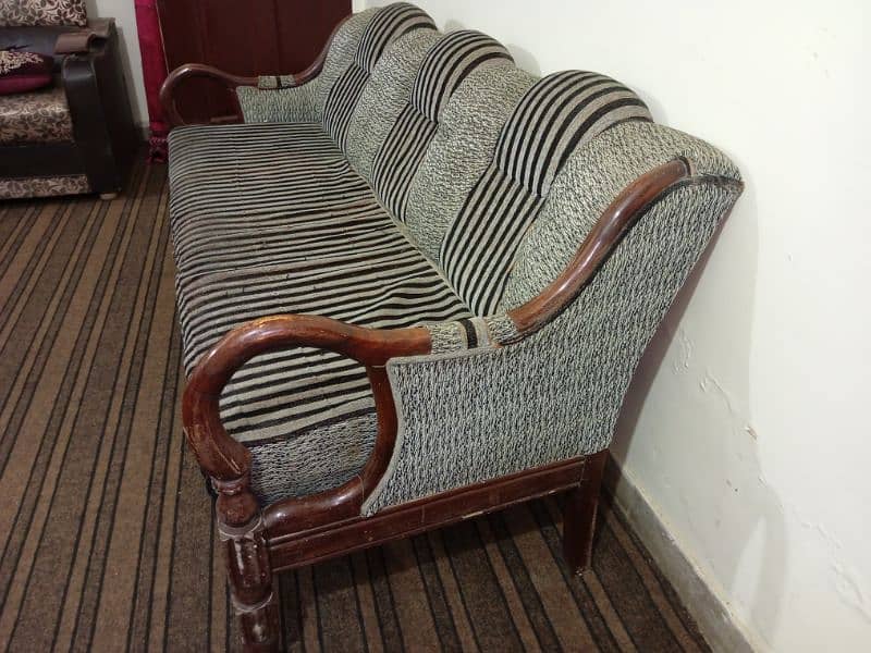05 seater Sofa set 0