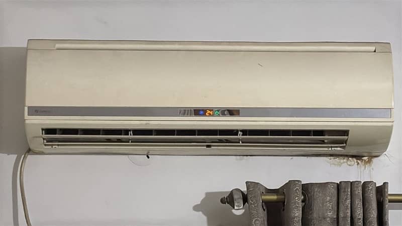 GREE SPLIT AC 1.5 Ton 0