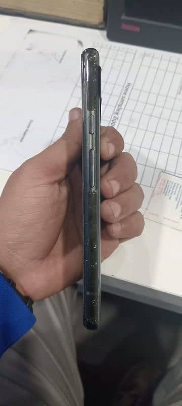 Google pixel 6a 3