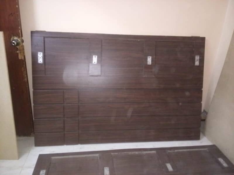 Wooden King Size Bed With Mattress 0