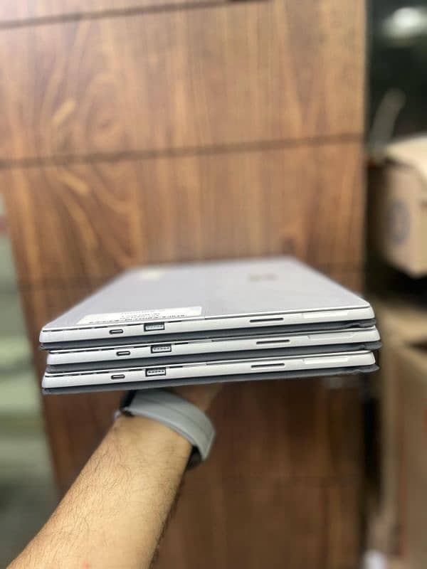 Surface Pro 7+ : Core i5 11th gen : 16/256 7