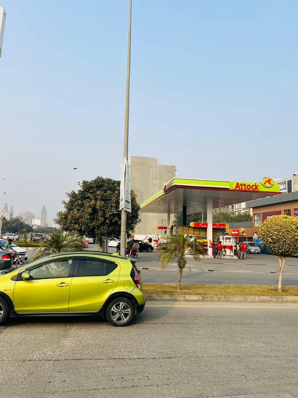 One Kanal Plot For Sale EE Block In Bahria Town Lahore 0