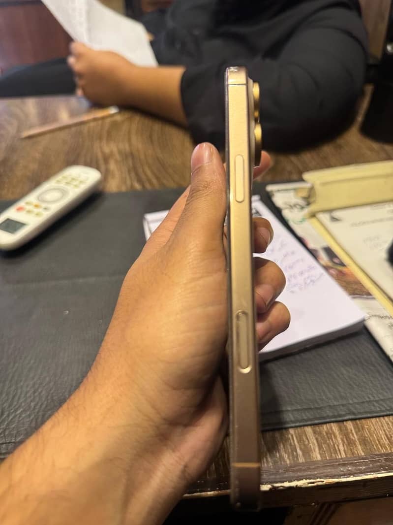 Iphone 16 pro max 256 GB 1