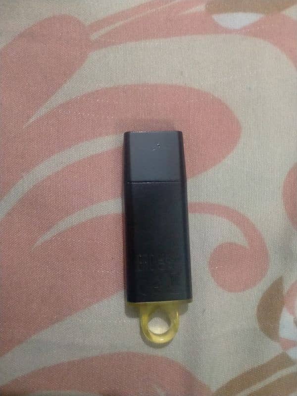 KINGSTON 128 GB USB 1