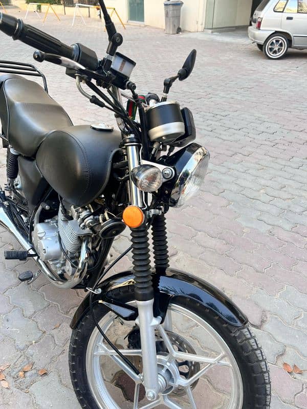 Suzuki GS 150 se 10