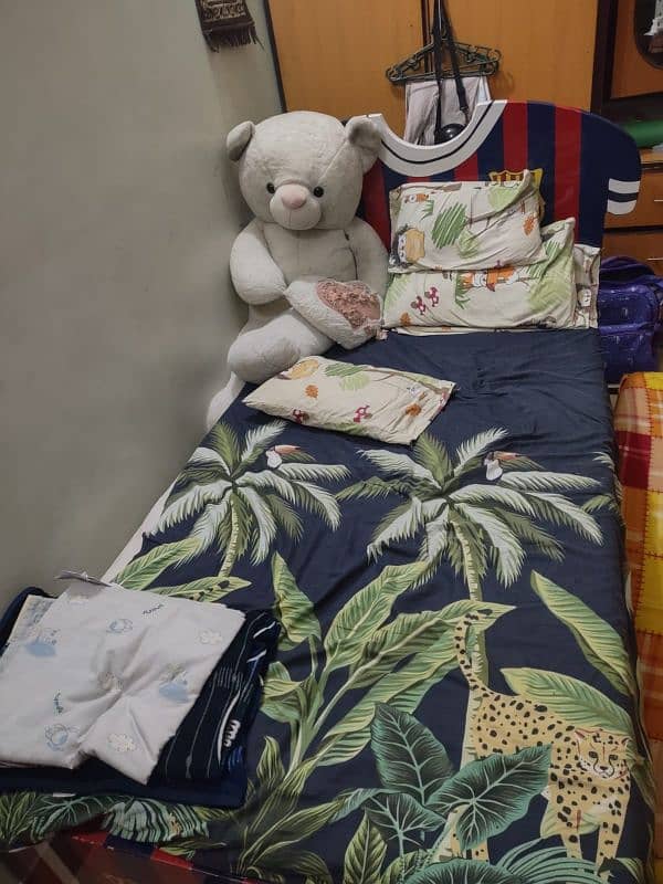 single bed with almari 2