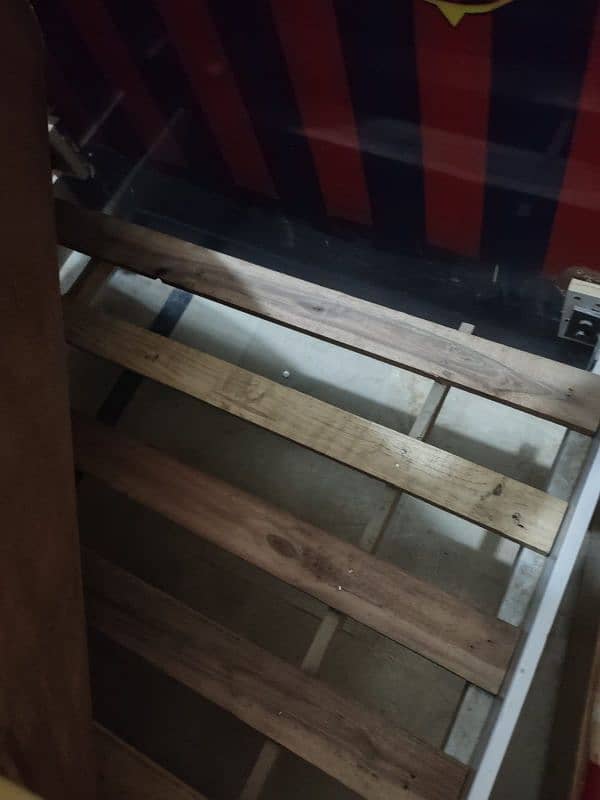 single bed with almari 4