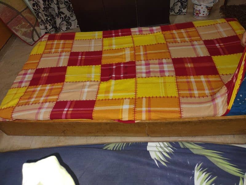 single bed with almari 13