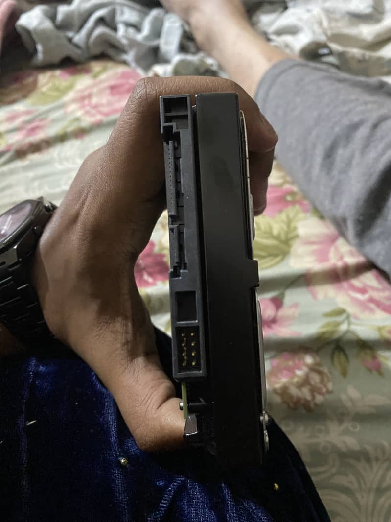 4tb WD elements surveillance hard drivers 1