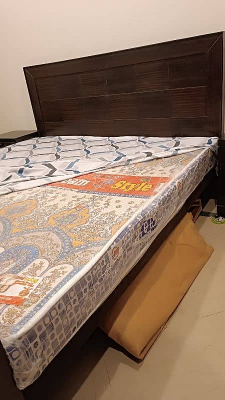 Almost Brand New Bed set with Mattress 3