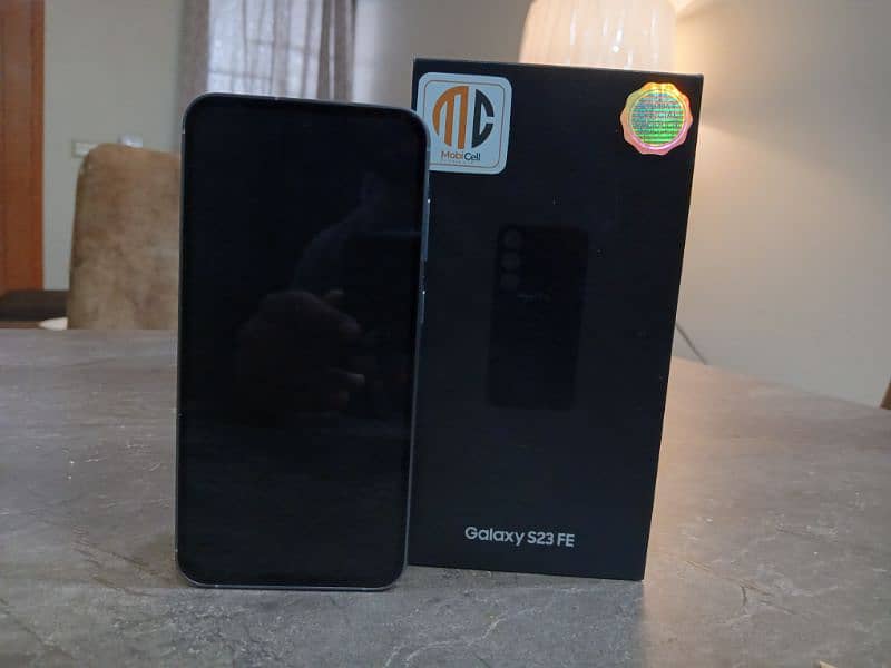 Samsung S23 FE Open Box 256GB Graphite PTA Approved 5