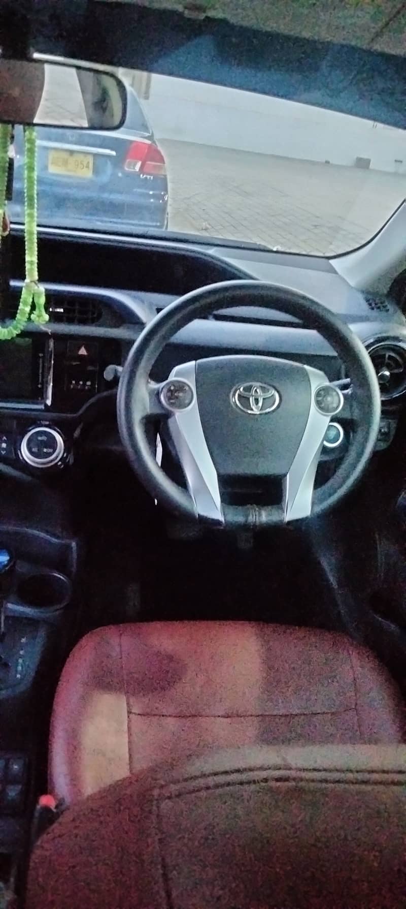 Toyota Aqua 2015 4