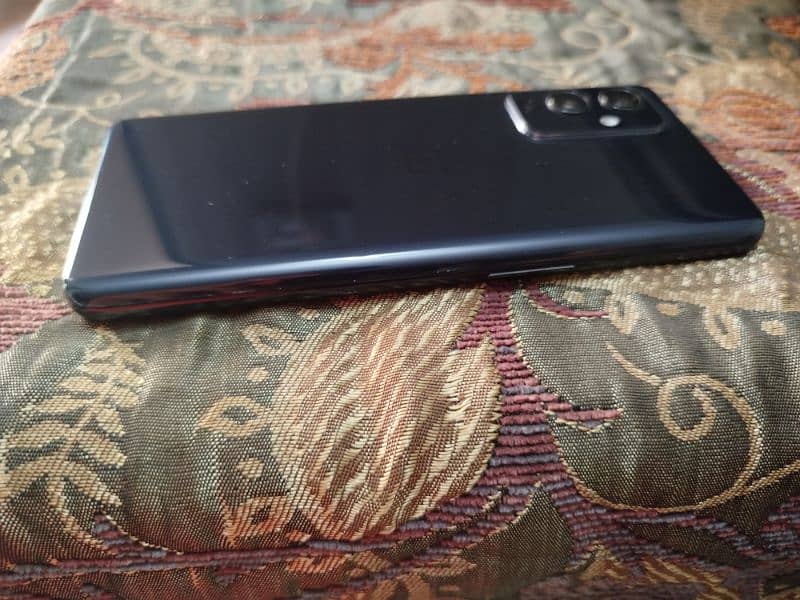 OnePlus 9 4