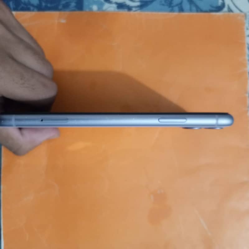 Iphone 11 non pta (cash only) 5