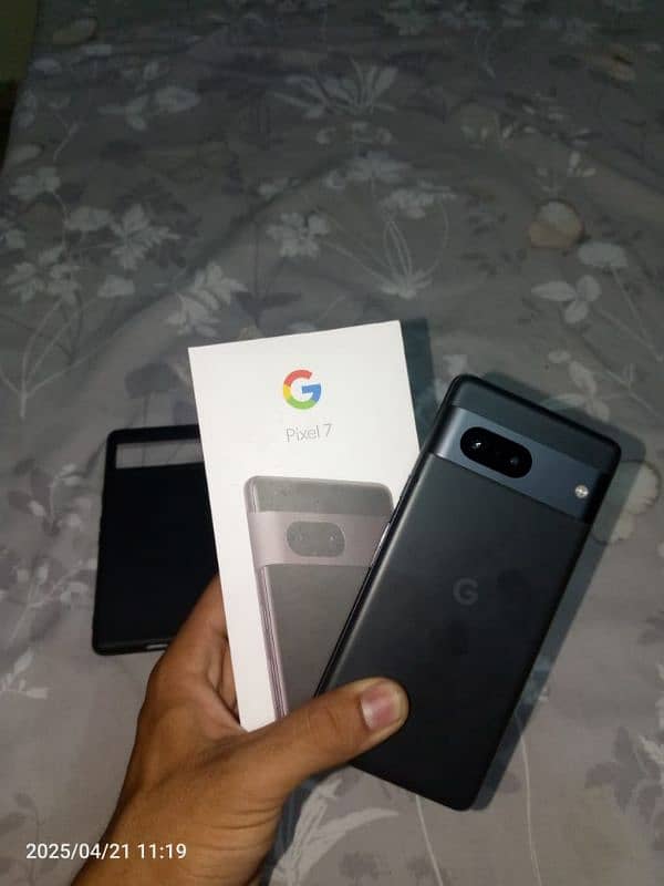 Google pixel 7 all original with box data cabel 7pro 1