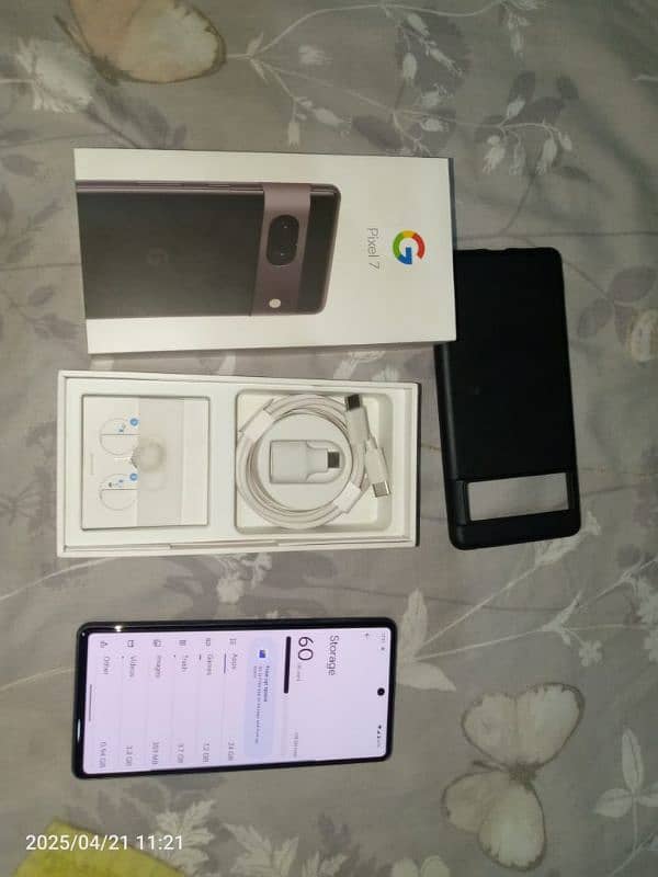 Google pixel 7 all original with box data cabel 7pro 3