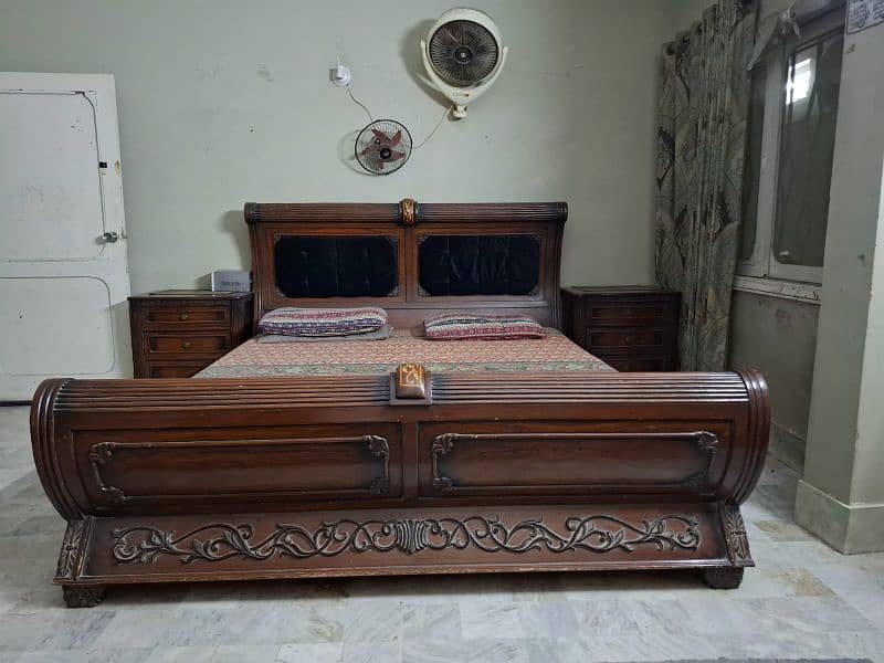 Pure Shesham Bed Set 0