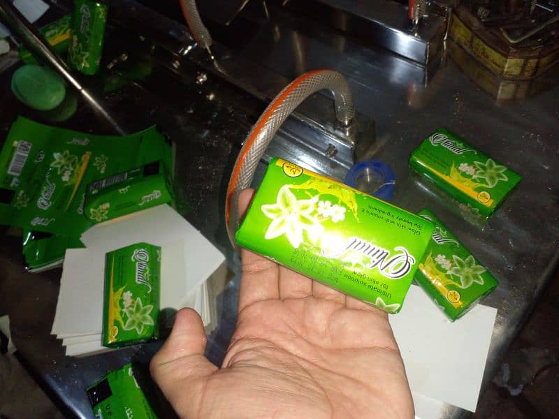 Semi auto packing machine for soap urgently sale 2