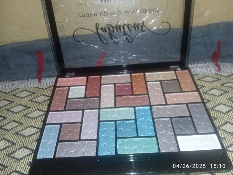 make up 7