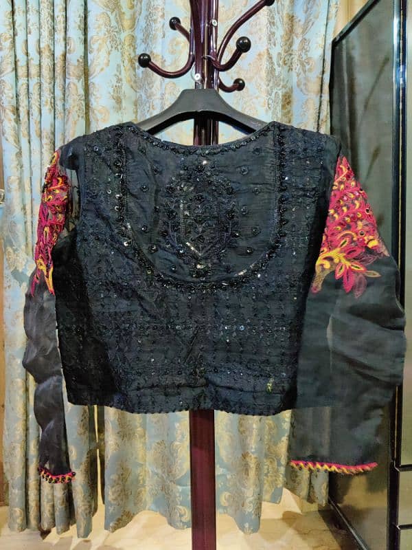 Lehnga, blouse ' dupata 0
