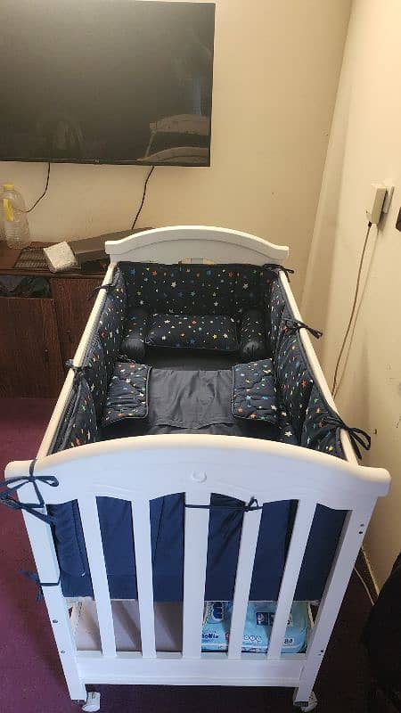 Imported Baby Cot in Excellent condition 1