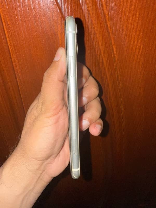 I phone 11/128 gb pta approved 0