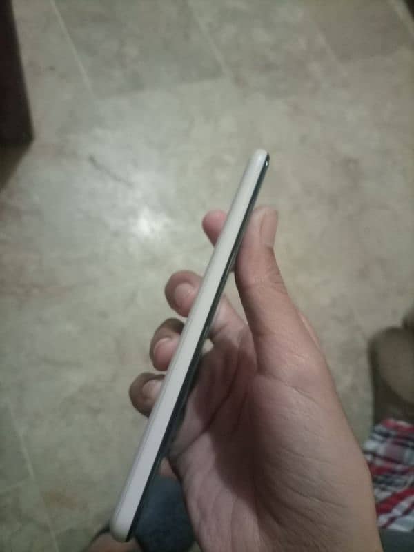 Google pixel 3 10/10 lush condition 9