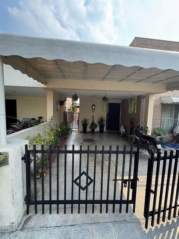 8 Marla Beautiful House Available For Sale In Saffari Villas Block Bahria Town Lahore 9