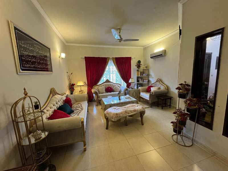 8 Marla Beautiful House Available For Sale In Saffari Villas Block Bahria Town Lahore 14
