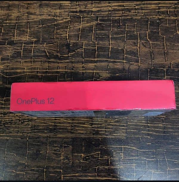 OnePlus 12 16/512 Non-PTA Boxed Packed 1