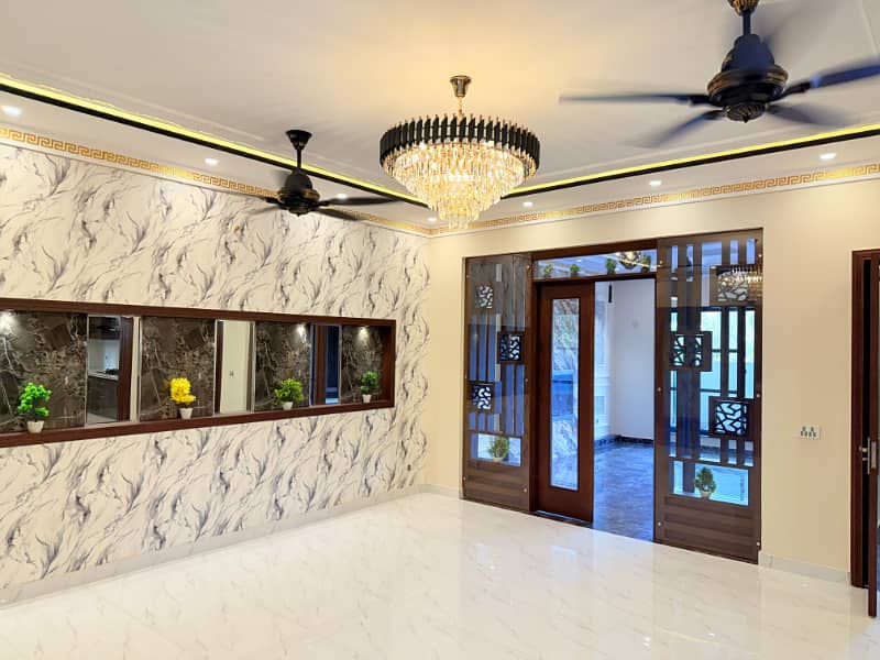 10 Marla Designer House For Sale Main Boulevard Ghaznavi Block Bahria Town Lahore 10