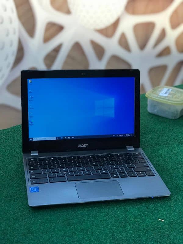 Acer c740 Intel Celeron 5th gen 4gb ram 128ssd laptop for sale 0