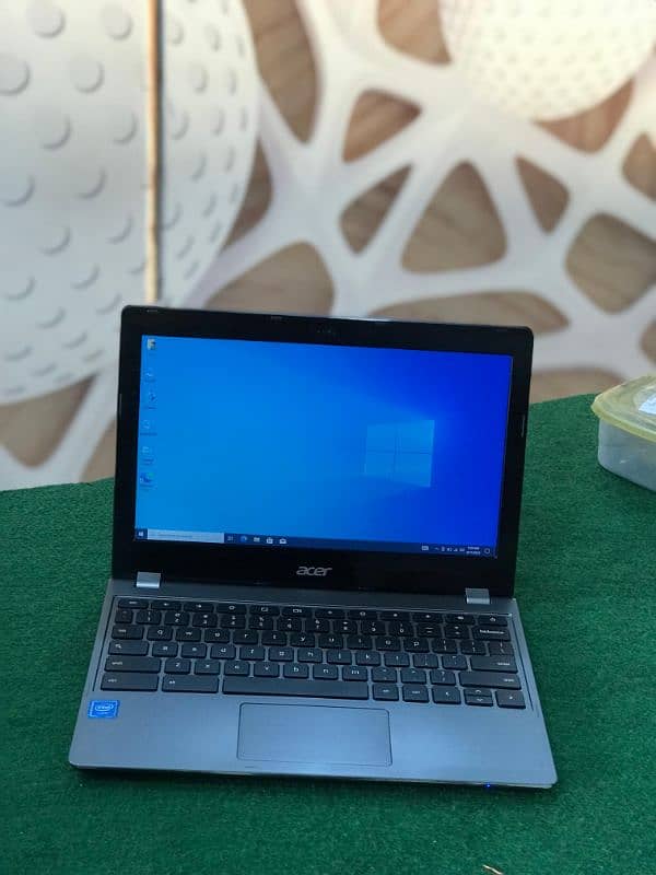 Acer c740 Intel Celeron 5th gen 4gb ram 128ssd laptop for sale 2