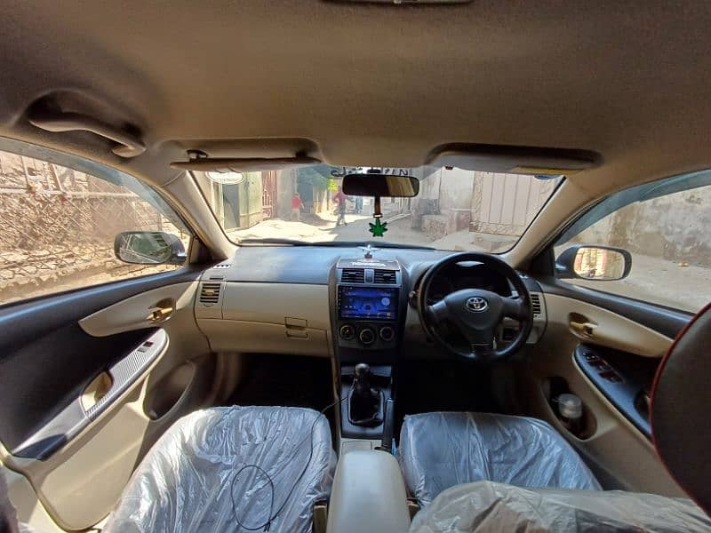 Toyota Corolla GLI 2013 12